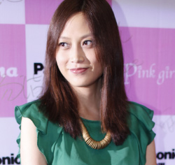 杨昀鑫<b>《米娜》《卡娜》主编</b>